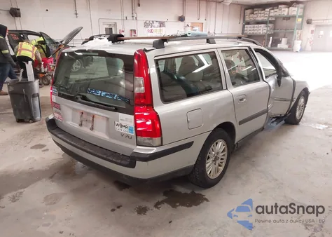 2004 Volvo V70 2.4 z USA, uszkodzony, nr VIN YV1SW64A042415269